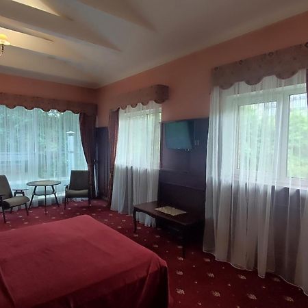 Hotel Aqvium Dniepropietrowsk Zewnętrze zdjęcie