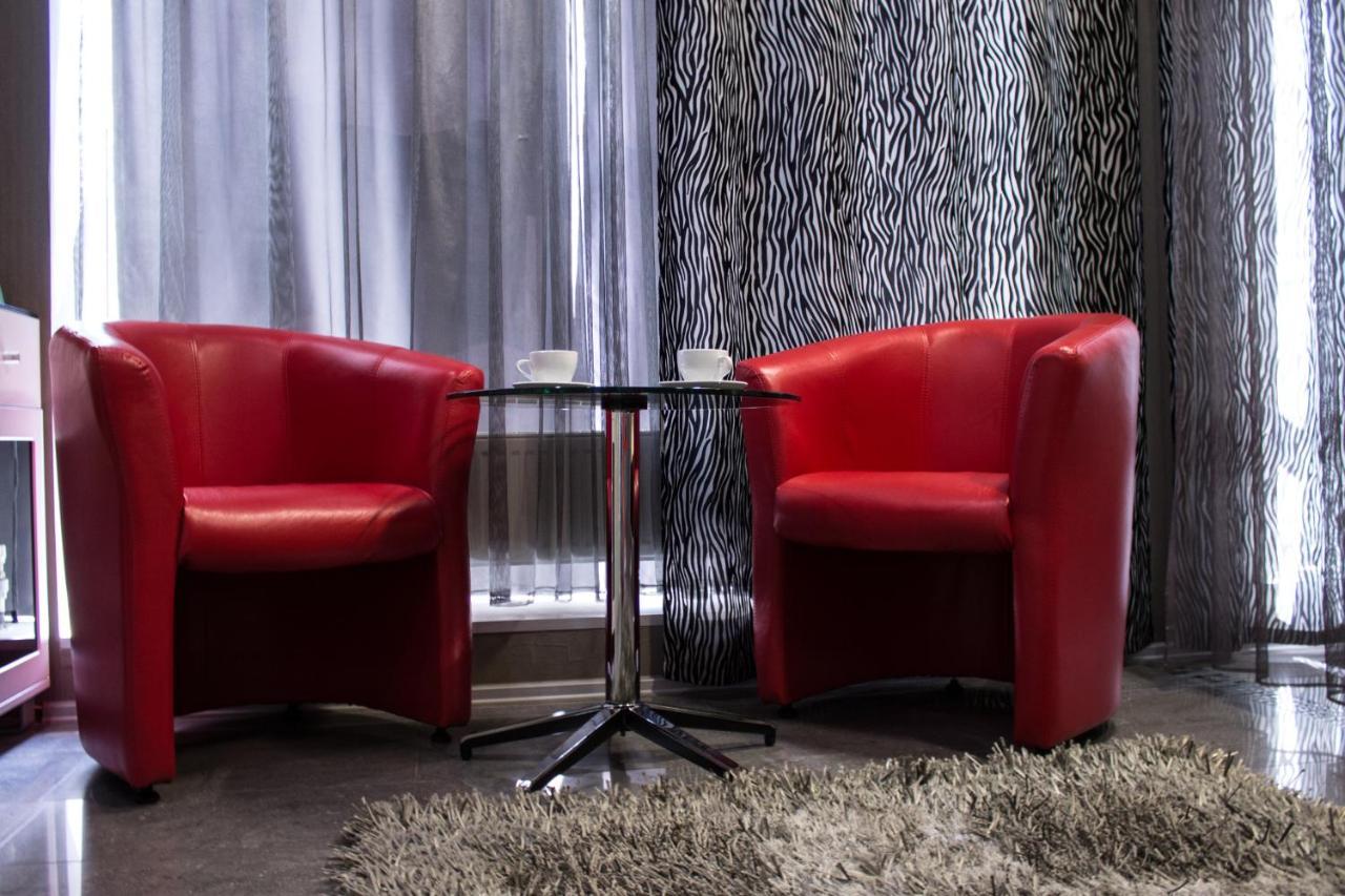 Hotel Aqvium Dniepropietrowsk Zewnętrze zdjęcie