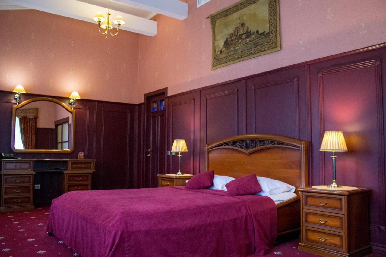 Hotel Aqvium Dniepropietrowsk Zewnętrze zdjęcie