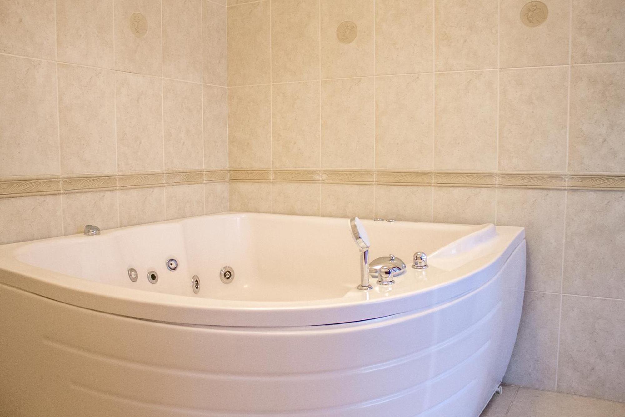 Hotel Aqvium Dniepropietrowsk Zewnętrze zdjęcie