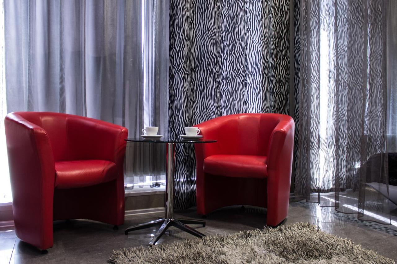 Hotel Aqvium Dniepropietrowsk Zewnętrze zdjęcie