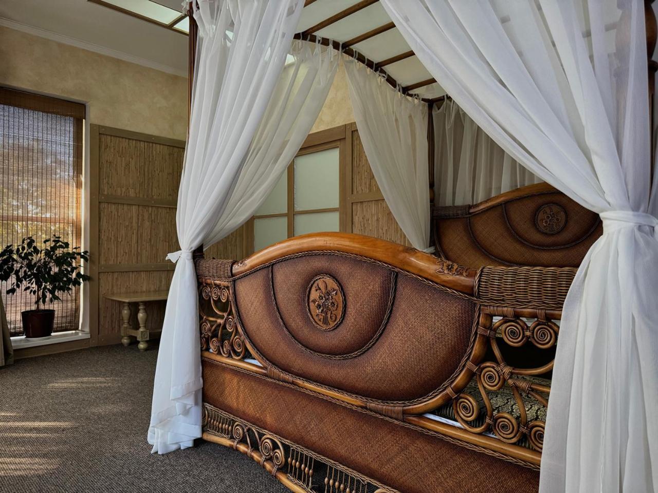 Hotel Aqvium Dniepropietrowsk Zewnętrze zdjęcie
