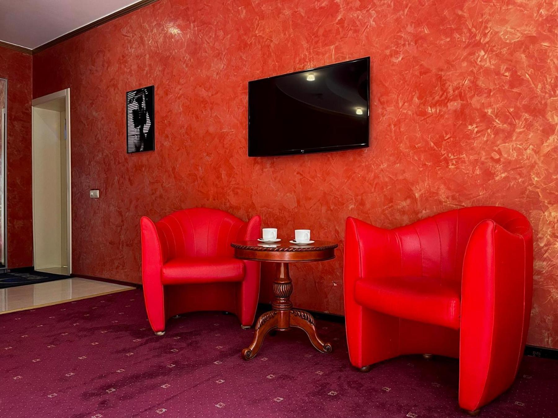 Hotel Aqvium Dniepropietrowsk Zewnętrze zdjęcie