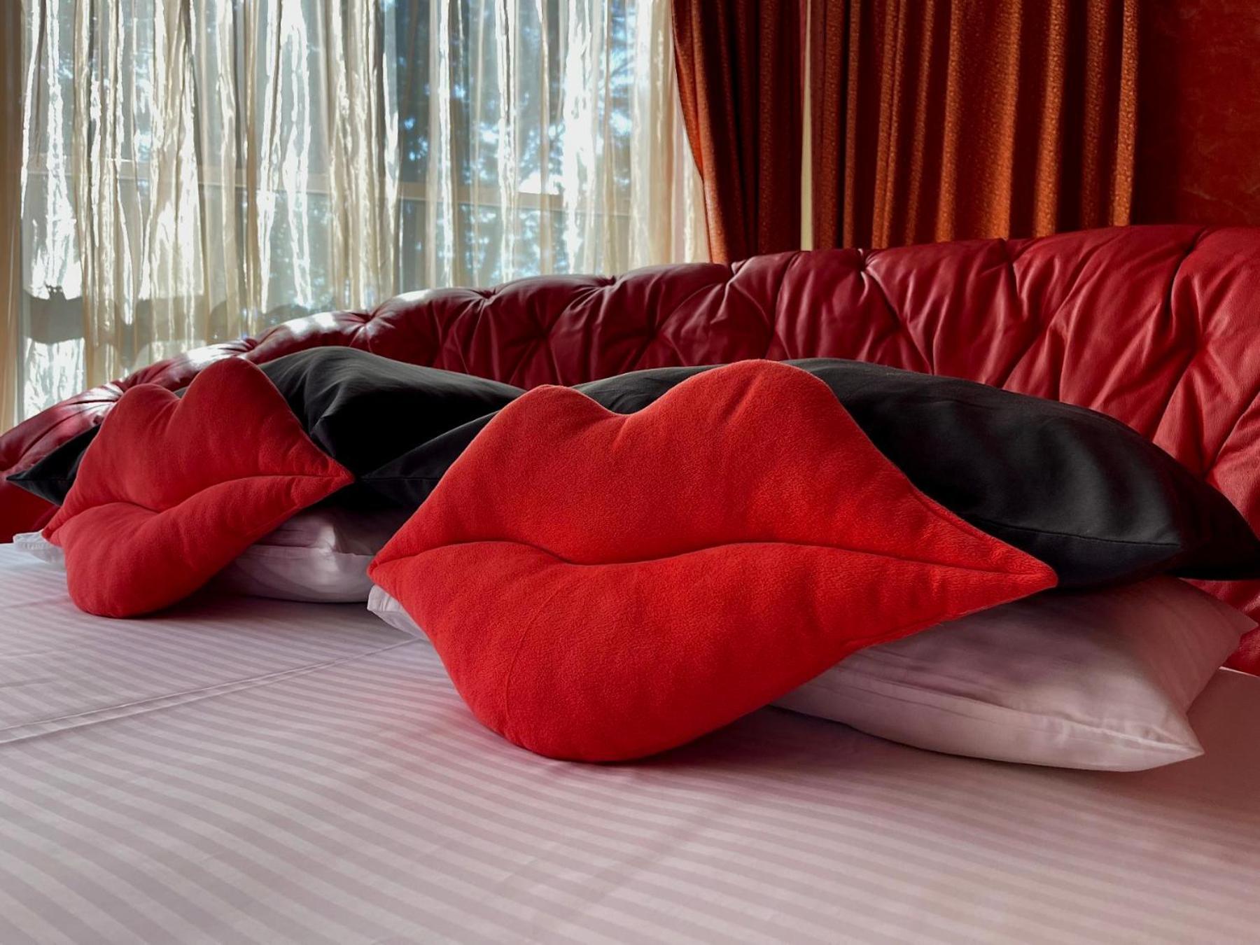Hotel Aqvium Dniepropietrowsk Zewnętrze zdjęcie
